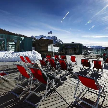 Olimpic Village Th