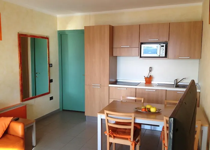 Olimpic Village Th 세스트리에