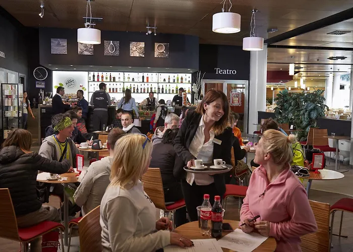 Olimpic Village Th * 세스트리에