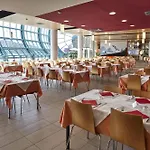 Olimpic Village Th 아파트 세스트리에