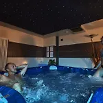 Olimpic Village Th * 세스트리에
