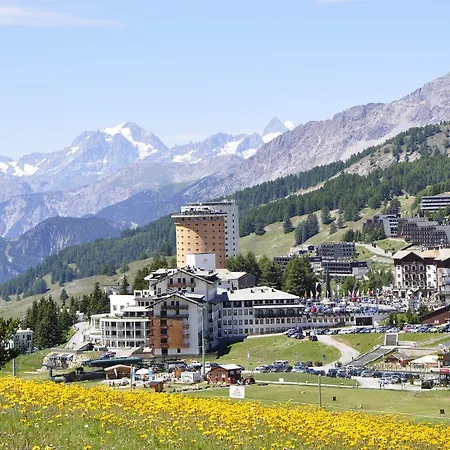 Olimpic Village Th *