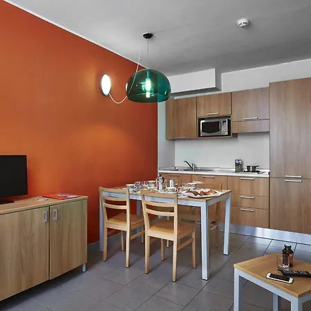 Olimpic Village Th Apartament